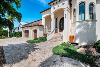 18291 Deep Passage Ln in Fort Myers Beach, FL - Building Photo - Building Photo
