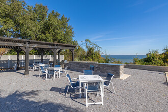 The Overlook at Pensacola Bay in Pensacola, FL - Building Photo - Building Photo