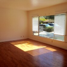 140 Cuesta Dr in San Luis Obispo, CA - Building Photo - Building Photo
