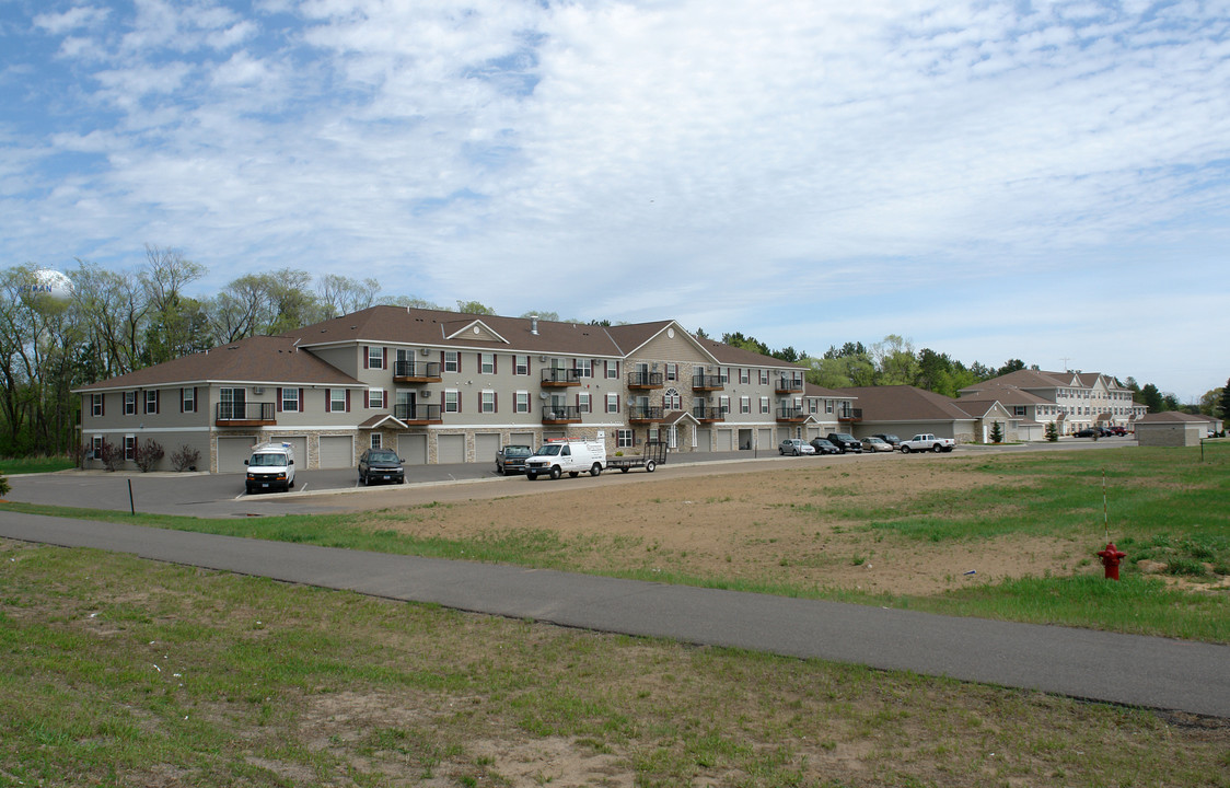 Pinewood Estates in Zimmerman, MN - Building Photo