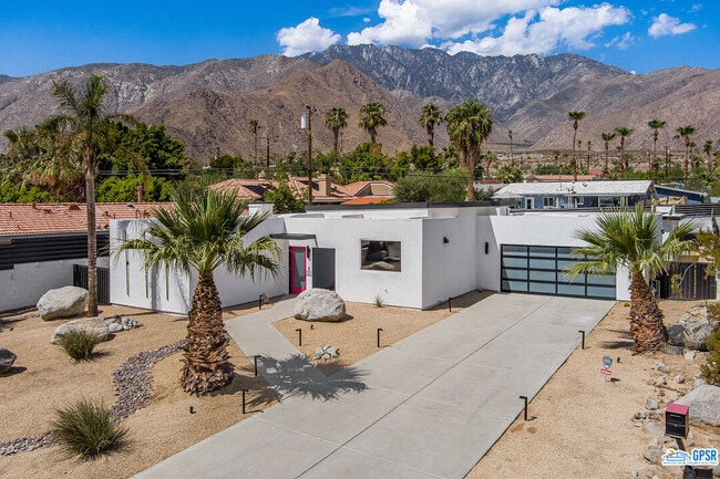 property at 2719 N Junipero Ave