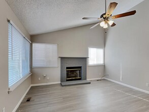 4109 S Lewiston Cir in Aurora, CO - Building Photo - Building Photo