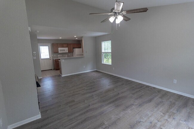 1330 Godas Cir in Columbia, MO - Building Photo - Building Photo