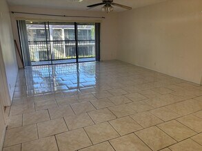 110 SE 7th St in Deerfield Beach, FL - Building Photo - Building Photo
