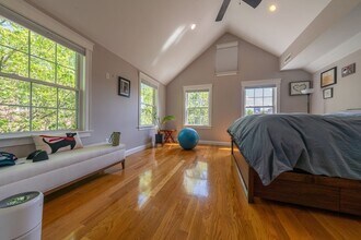 66 Thorndike St in Cambridge, MA - Building Photo - Building Photo