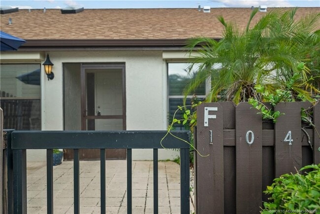 property at 1544 SW Silver Pine Way