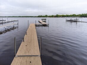3010 Fairview Rd SW in Prior Lake, MN - Foto de edificio - Building Photo