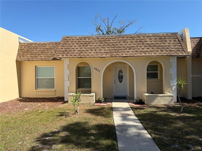 9831 87th St N in Seminole, FL - Building Photo - Building Photo