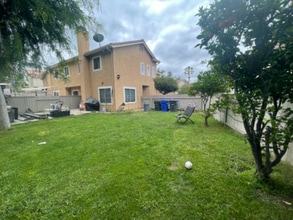 402 Ferrara Way in Vista, CA - Building Photo - Building Photo