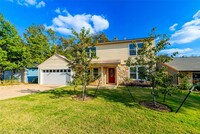 8567 Red Willow Dr in Austin, TX - Foto de edificio - Building Photo