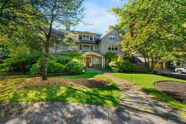 property at 29 Merrill Rd