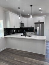 5215-5217 Catoctin Dr in San Diego, CA - Building Photo - Building Photo