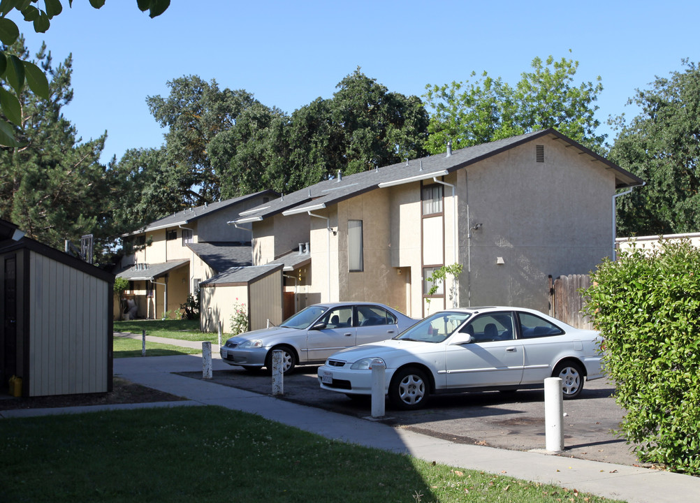 146 Corson Ave in Modesto, CA - Building Photo