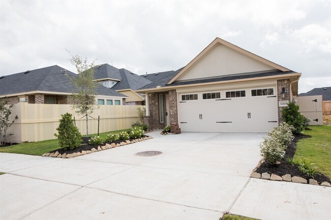 12111 Parade Park Pl in Houston, TX - Building Photo - Building Photo