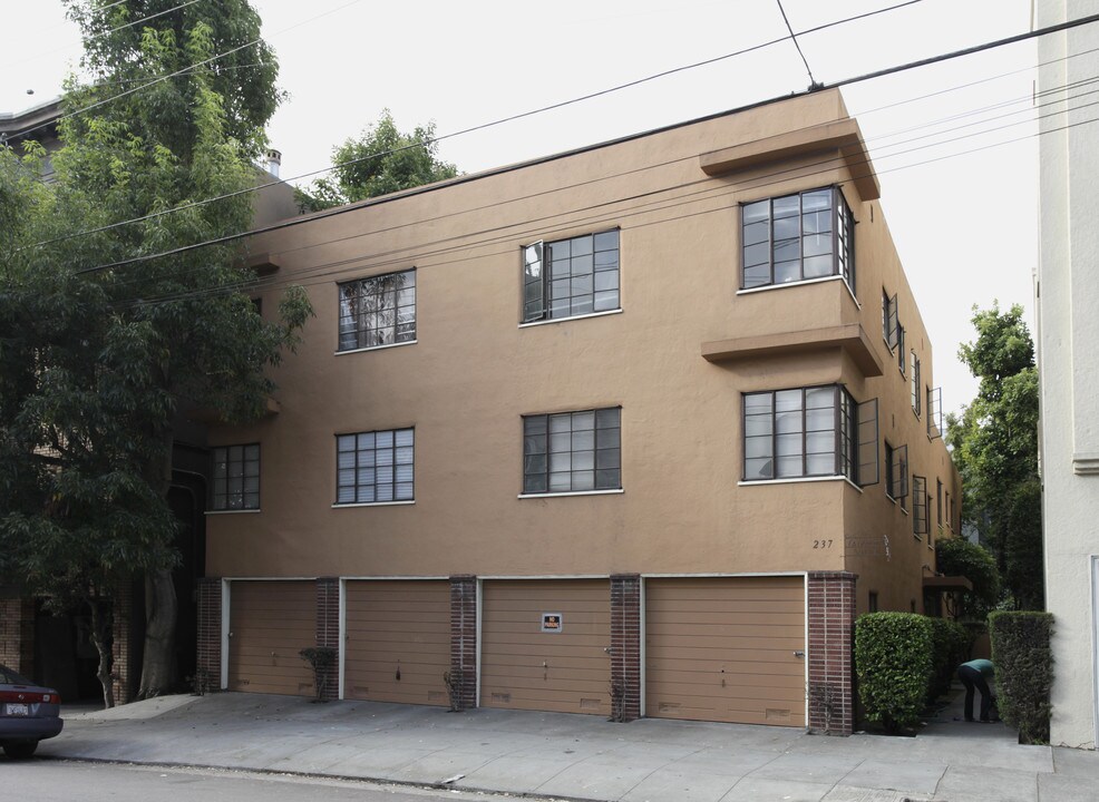 237 29th St in Oakland, CA - Foto de edificio