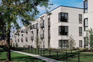 8040 O Connor Dr in River Grove, IL - Foto de edificio - Building Photo