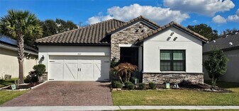 3843 Carrick Bend Dr in Kissimmee, FL - Building Photo