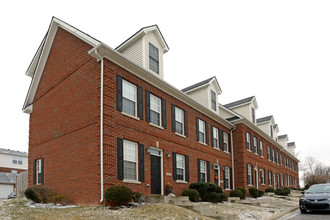 The Village at Richmond Woods in Lexington, KY - Foto de edificio - Building Photo