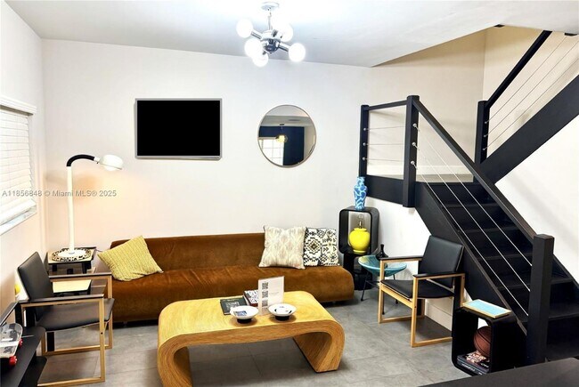 360 NW 19th Terrace in Miami, FL - Building Photo - Building Photo