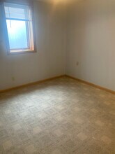 10472 Valley Forge Ln N in Maple Grove, MN - Building Photo - Building Photo