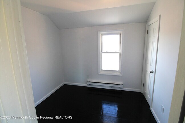 225 Atlantic City Blvd in Beachwood, NJ - Building Photo - Building Photo