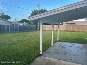 2100 Cheryl Ct in Melbourne, FL - Building Photo - Building Photo