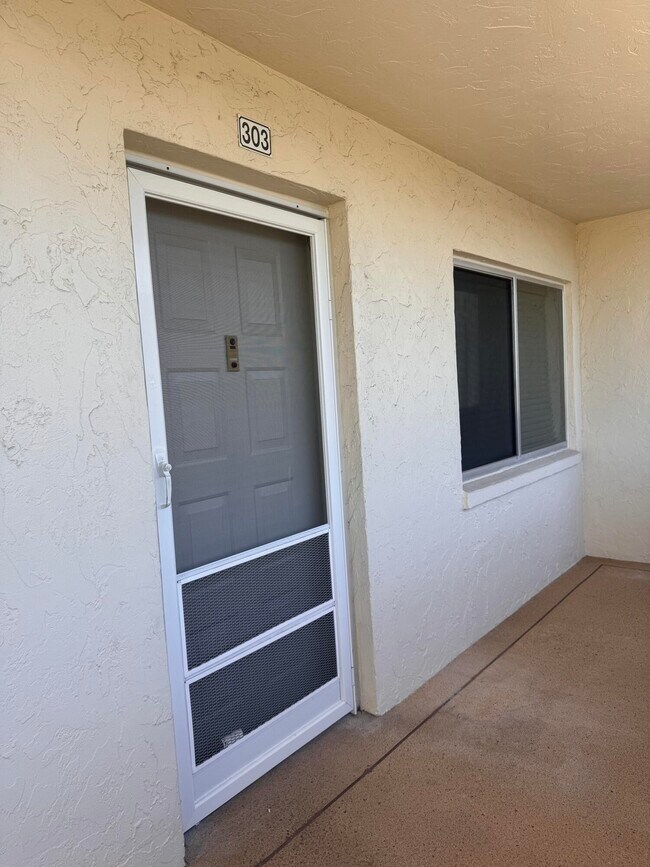 3178 Via Poinciana in Greenacres, FL - Building Photo - Building Photo