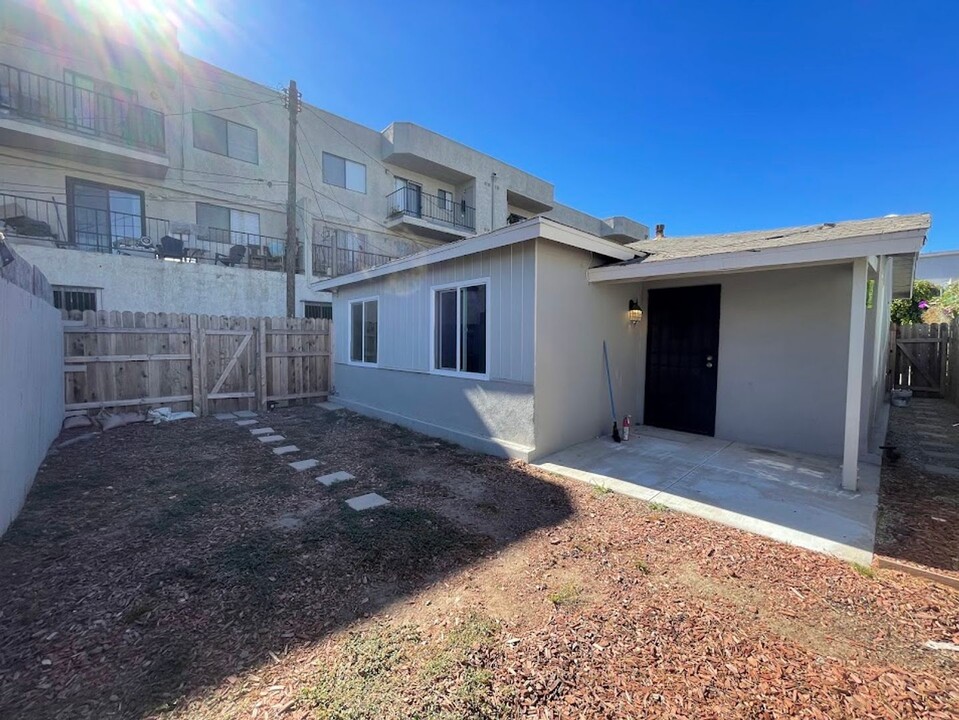 13717 Yukon Ave-Unit -UNIT 13719 in Hawthorne, CA - Building Photo