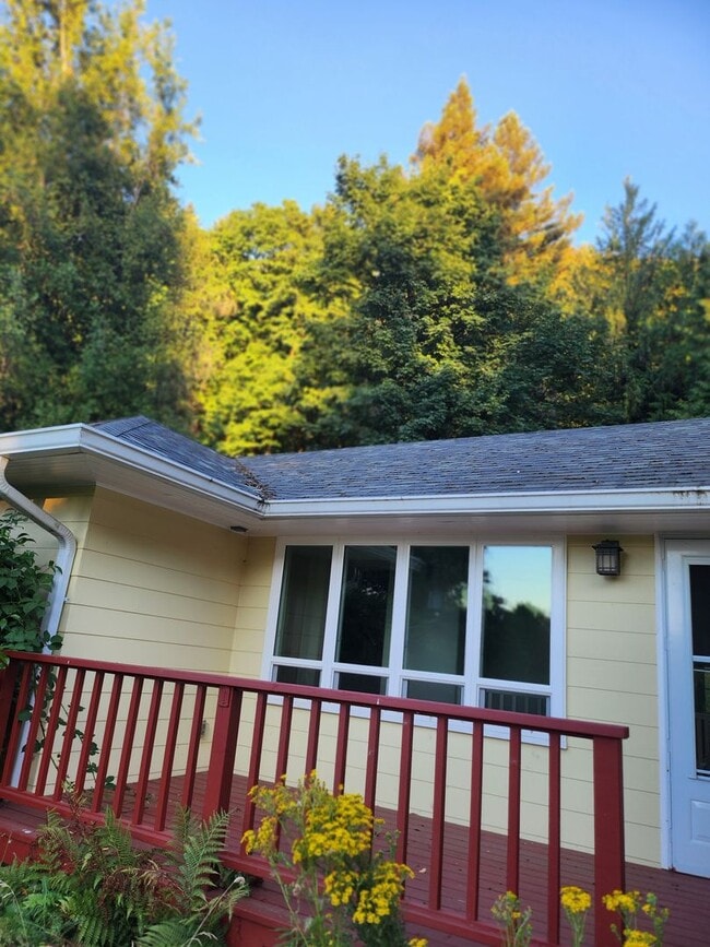 property at 16878 S Clackamas River Dr