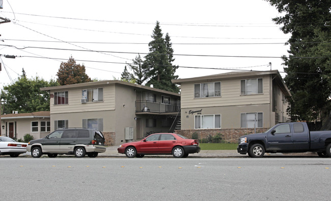 36 Edgewood Rd in Redwood City, CA - Foto de edificio - Building Photo