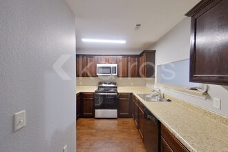 5006 Thomas St in Siloam Springs, AR - Building Photo - Building Photo