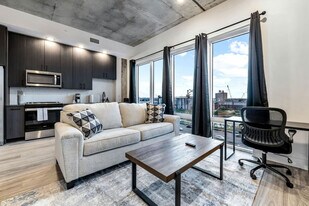 617 N 12th St in Tampa, FL - Building Photo