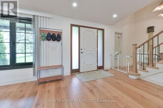 43 Lakeview Ave in Gormley, ON - Building Photo - Building Photo