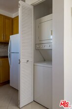 1144 10th St in Santa Monica, CA - Building Photo - Building Photo