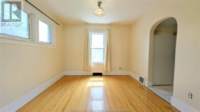 569 Caroline St in Windsor, ON - Building Photo - Building Photo