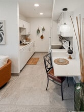 Larimore Senior Residences in Omaha, NE - Building Photo - Building Photo
