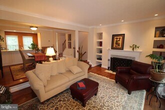 9630 Sutton Green Ct in Vienna, VA - Building Photo - Building Photo