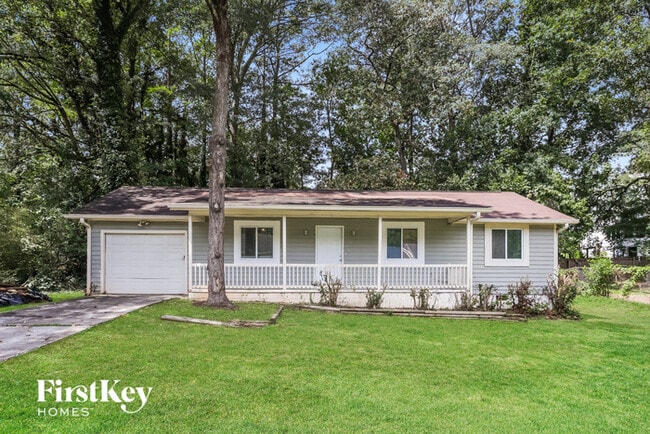 property at 2838 Heritage Ln