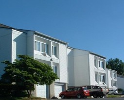 Bayberry Crest Apartments