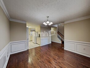 3969 Riverstone Dr in Suwanee, GA - Foto de edificio - Building Photo