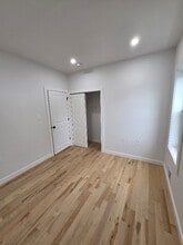 15 Voorhees St in Newark, NJ - Foto de edificio - Building Photo