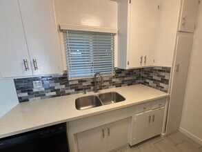 3313 Artesia Blvd in Torrance, CA - Building Photo - Building Photo