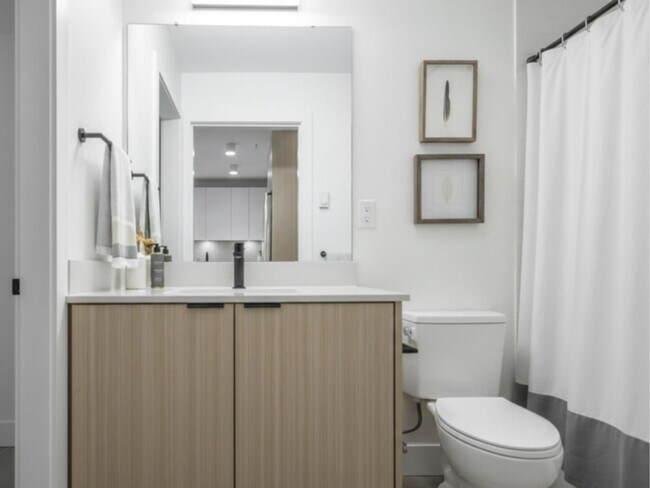 20769 Fraser Hwy in Langley, BC - Building Photo - Building Photo