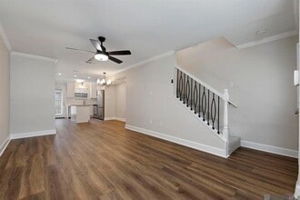 9506 Jefferson Hwy in Baton Rouge, LA - Foto de edificio - Building Photo