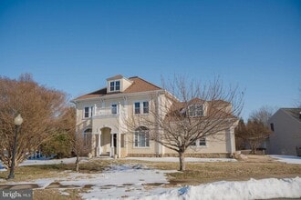 6902 Tower of London Dr in Fredericksburg, VA - Building Photo - Building Photo