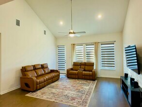 113 Anejo Blf Ct in Georgetown, TX - Building Photo - Building Photo