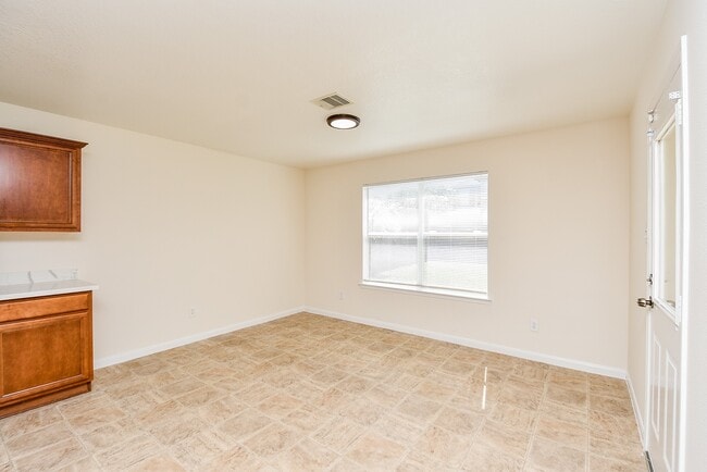 property at 32406 Cross Spring Park Ln