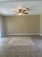 6713 Kimberly Ave in Bakersfield, CA - Building Photo - Building Photo