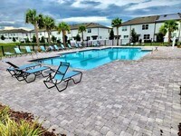 473 Madison Dr photo'