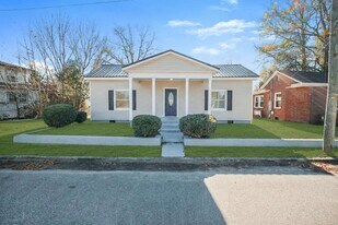 4313 Wallace St in Farmville, NC - Building Photo